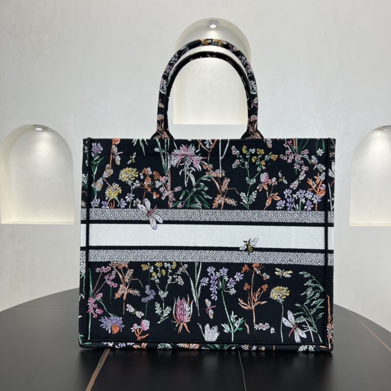 Dior Shopping Bags